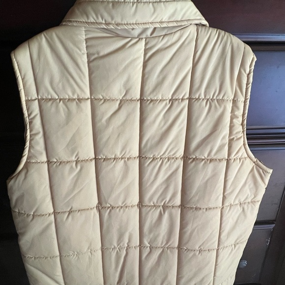 Pyramid Classic Tan Quilted Puffer Vest – XL – Made in USA 🇺🇸 - Picture 5 of 5